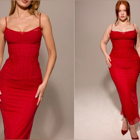 HOUSE OF CB 'Nalini' Holly Red Mesh Corset Maxi Dress - Picture 4 of 10